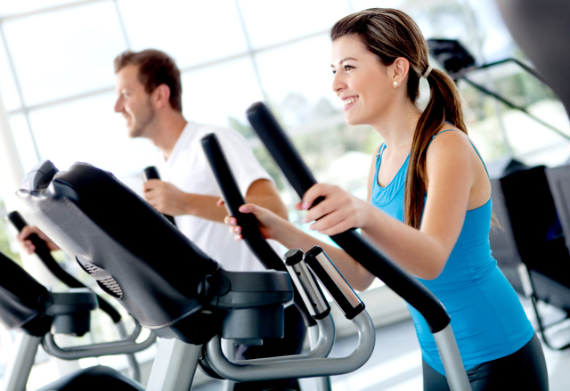 No dejes de lado el entrenamiento cardio. Puede ayudarte en el desarrollo muscular.